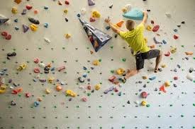 Urban Parkour or Rock Climbing – Real World Challenge Meets Adrenaline